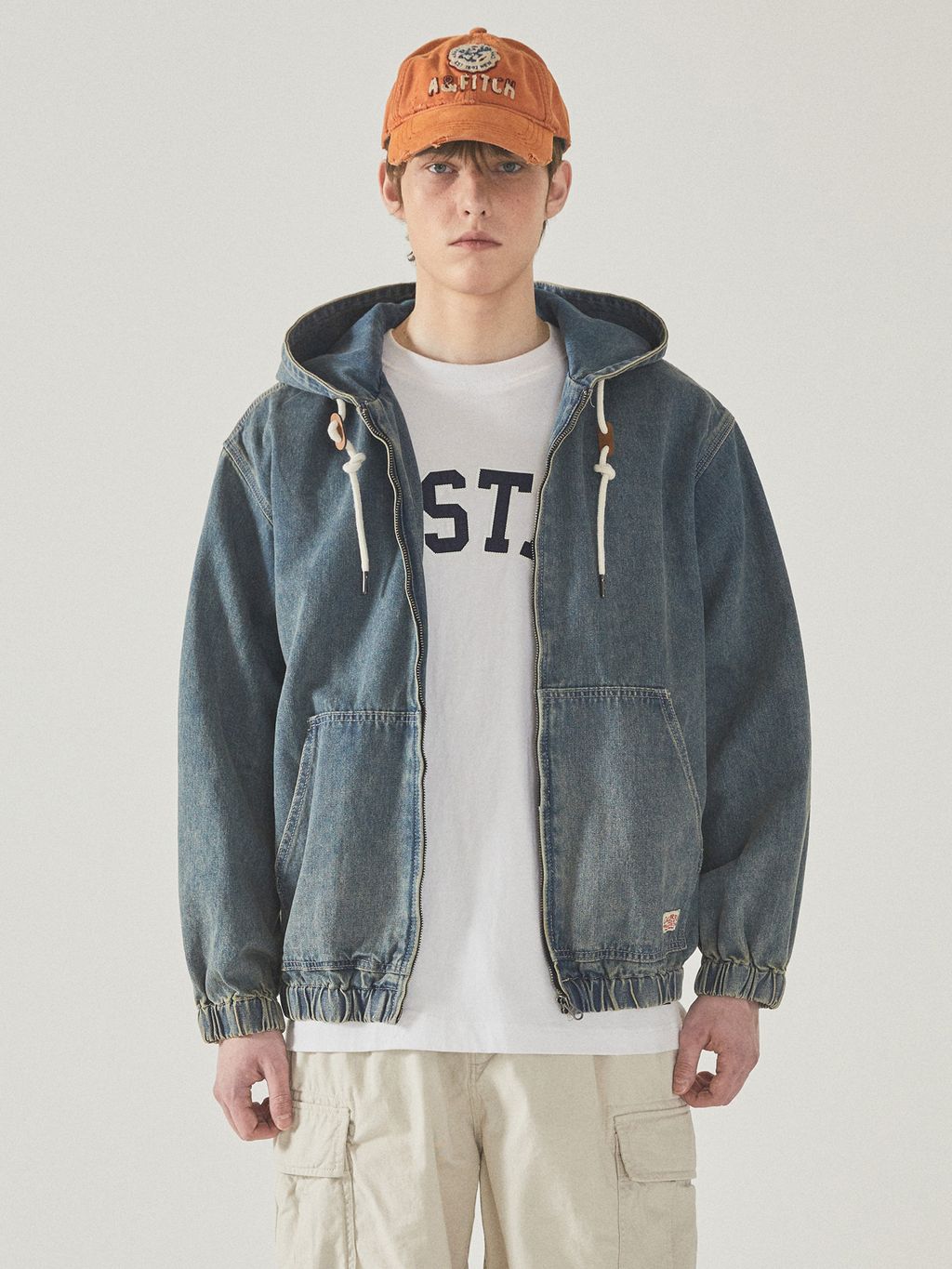 0b045fda0d29f9a882e390cb64579a44