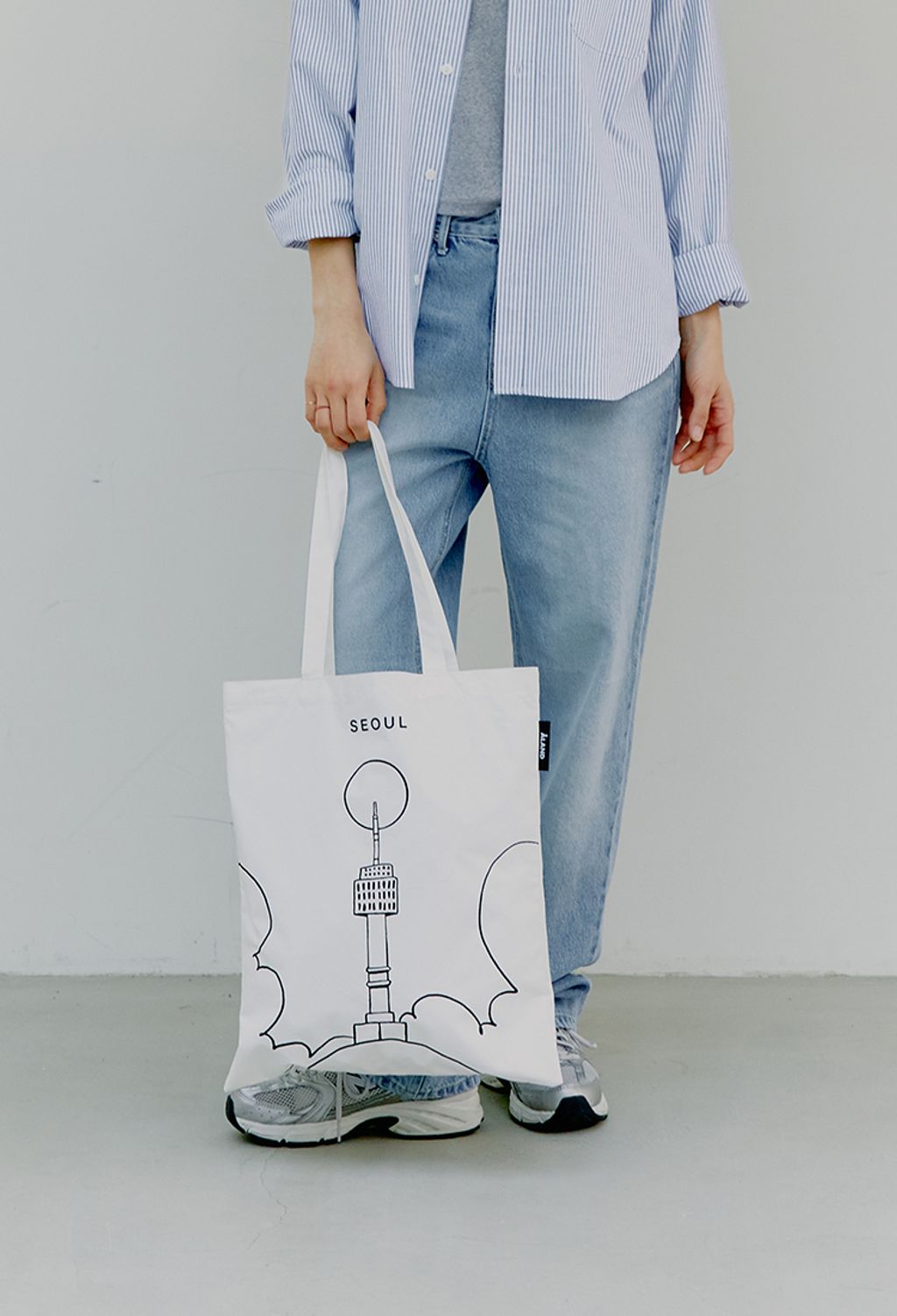 ALAND-SEOUL-NAMSAN-ECO-BAG-WHITE-2