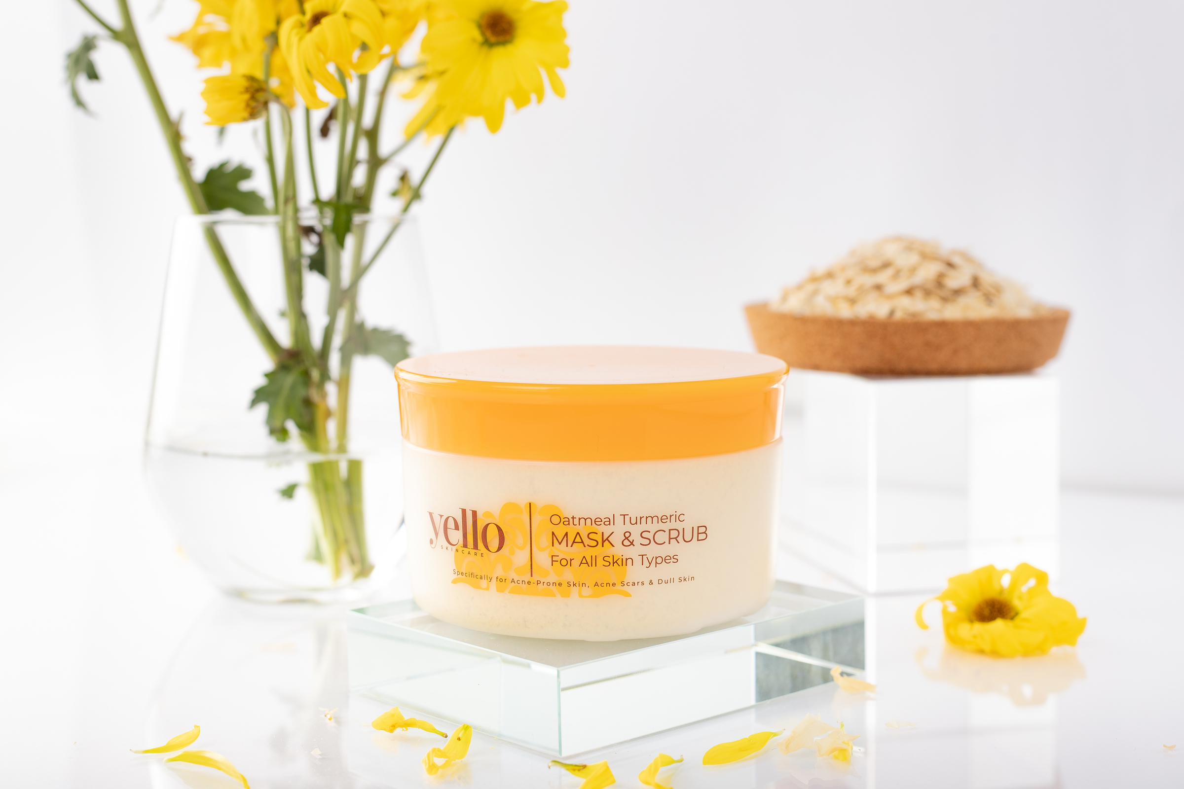 Download Oatmeal Turmeric Mask Scrub Otms Yello Skincare PSD Mockup Templates