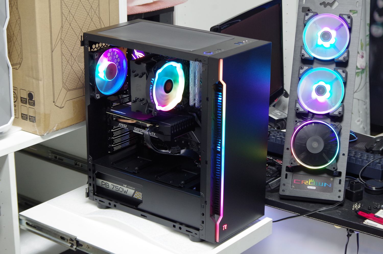 橘子工業Orange Industry 官網 - Thermaltake 曜越H200TG