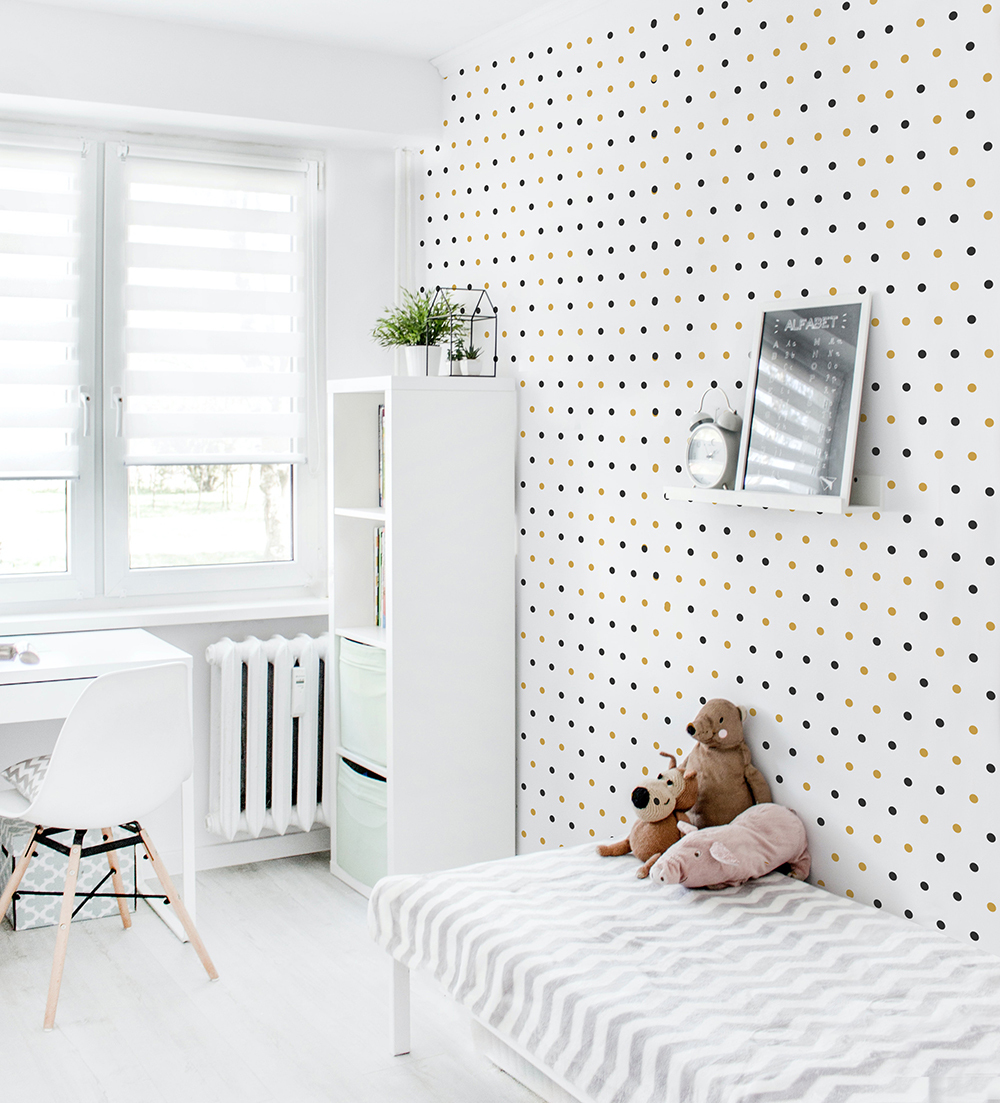 Wallpaper - Polka Dots.jpg