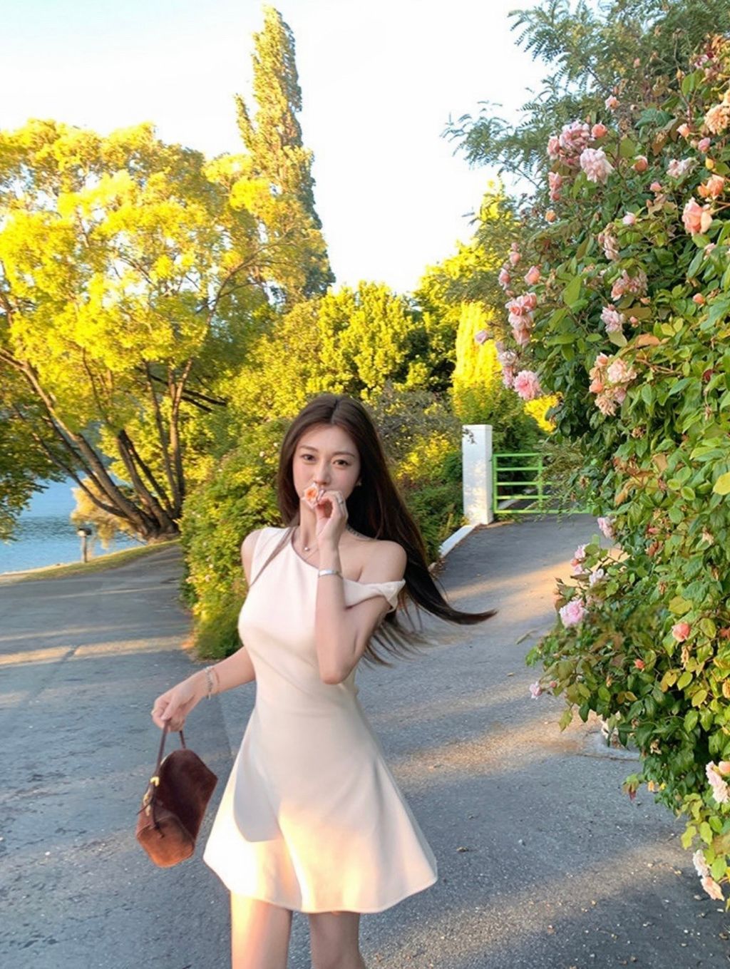 image_A4A94AF4-058F-4BCC-A2C9-9C926A61D548_1779360063