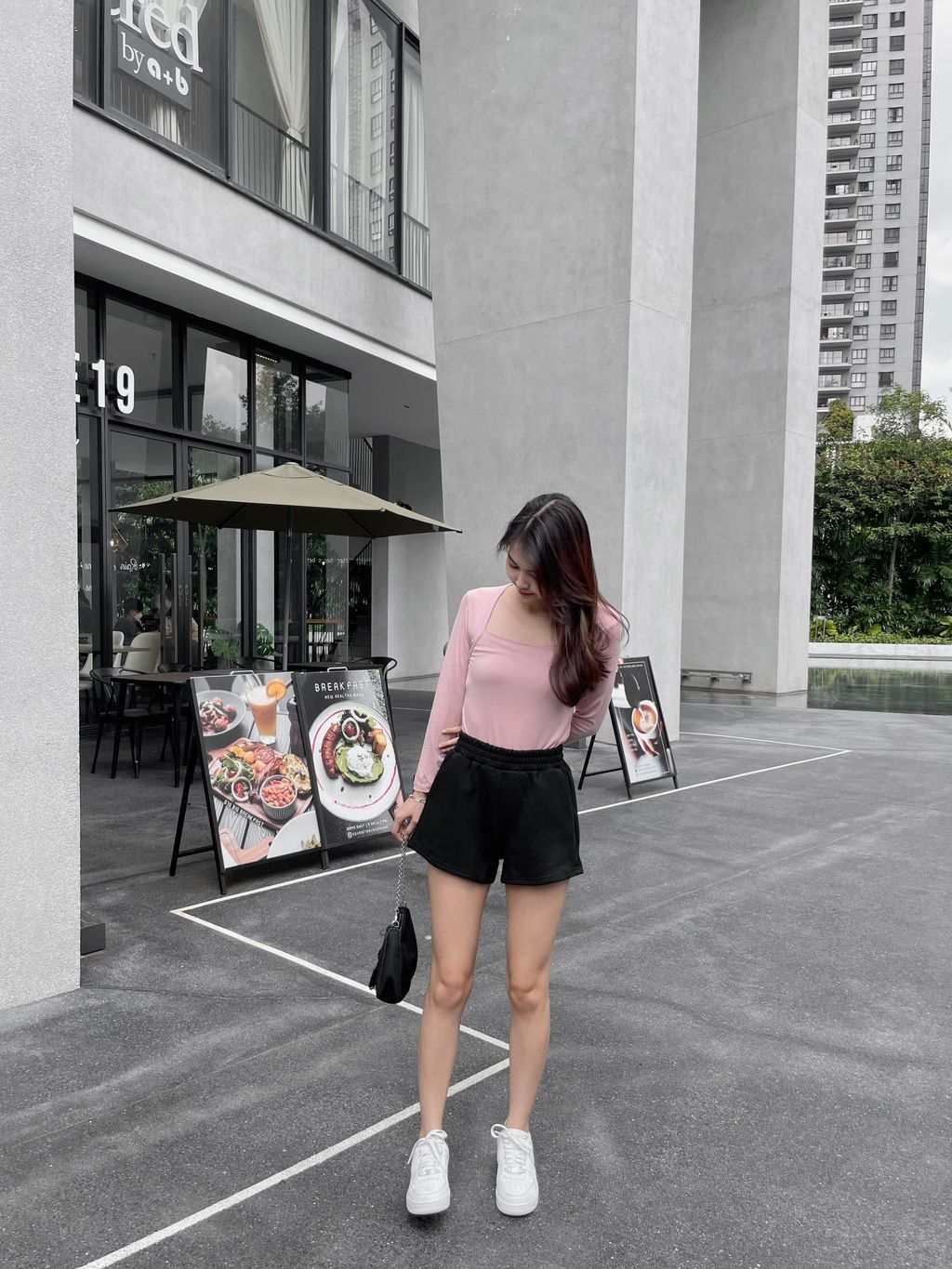 1915307E-4357-44F7-8AA8-D4EC915033BE