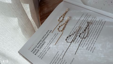 F6239011-E519-4204-B074-7177374CE77A