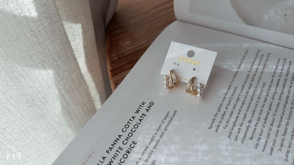 06A1221D-2D32-4EFB-82F0-25E11A675D86