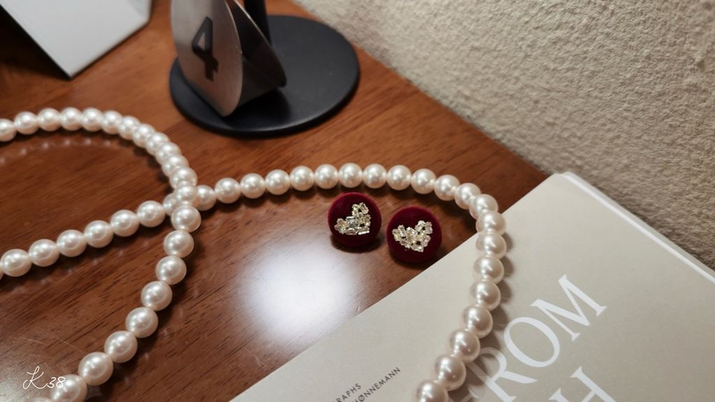 8DDC1663-A2FC-4562-8F1E-715A718E9594