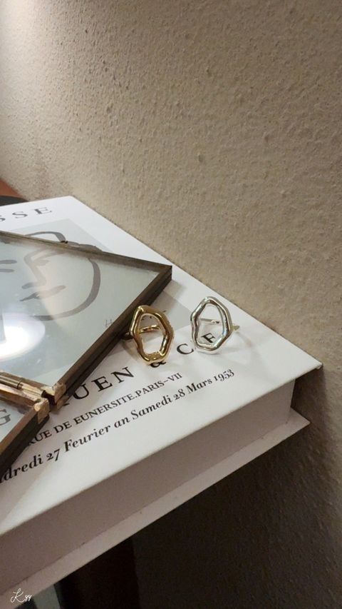 7423CAA6-2E81-4BD7-84E1-3C221577A6DB