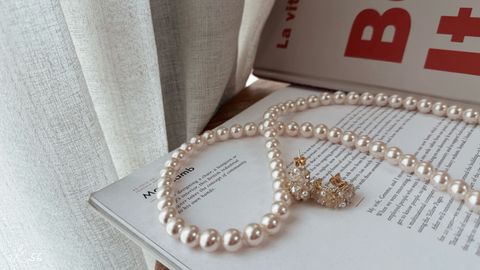 FE90A422-319C-4EFF-AC10-C4F18F694483