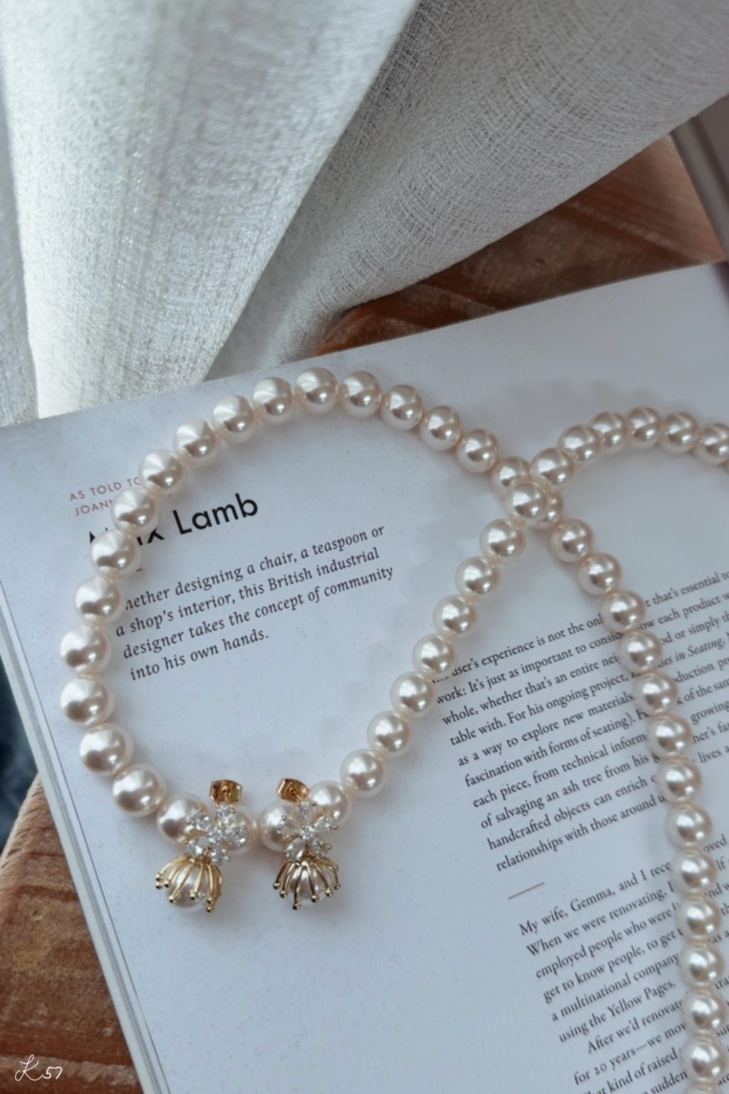 283D6AAA-C804-4817-9B85-5E774E35930F