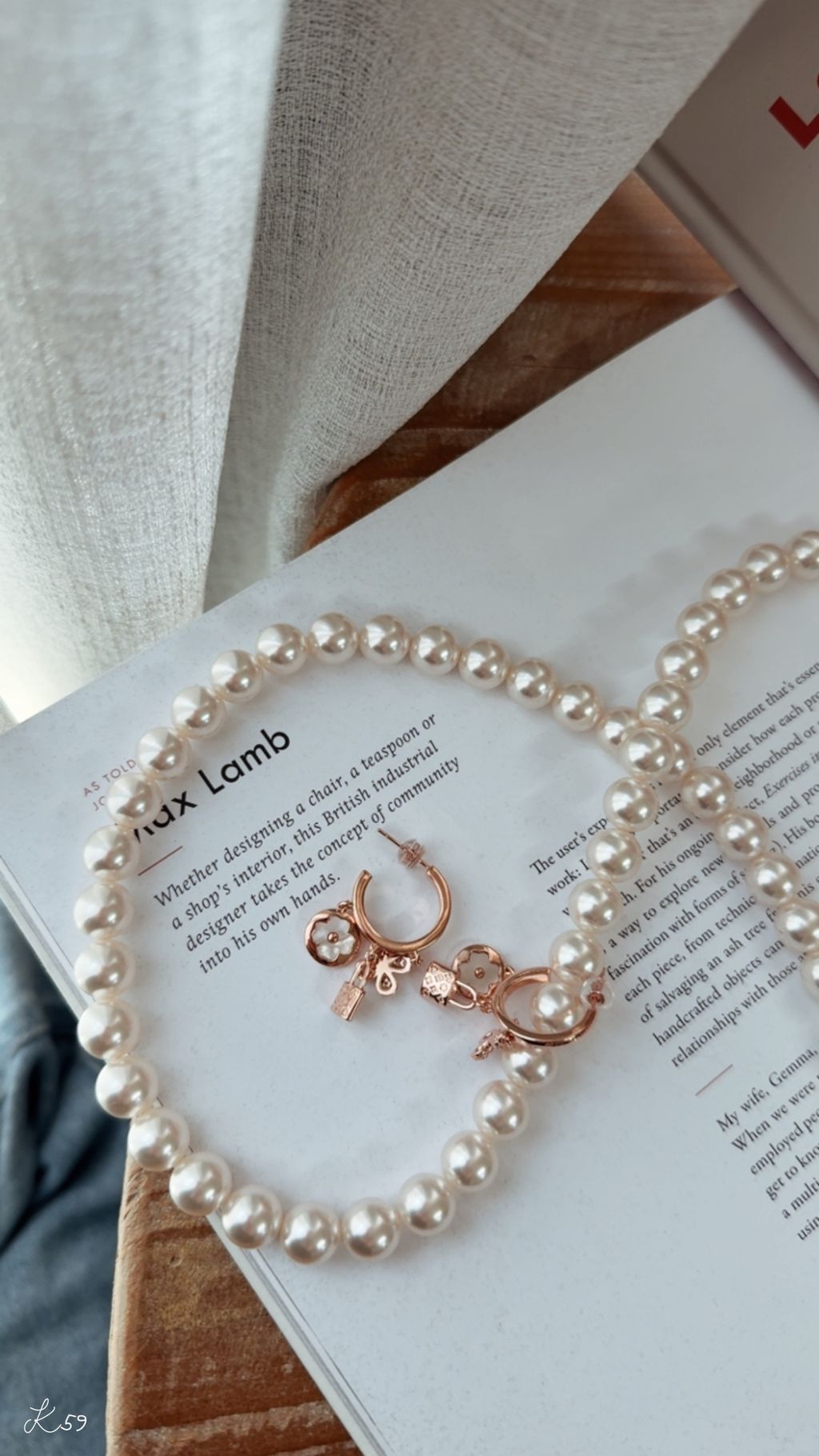 9443EEE8-1B55-4764-A7A3-95275608125A