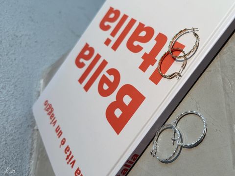 5D691AD7-7E4A-44FF-8BF9-77517E1B94BB