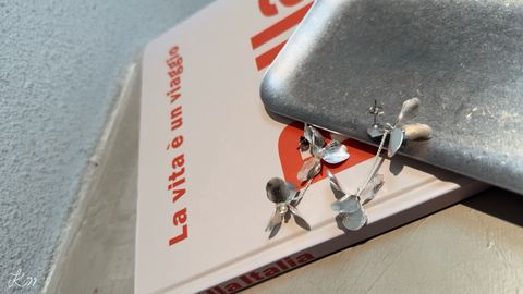 C8999638-A704-407C-BC5B-E3C123D58A7F