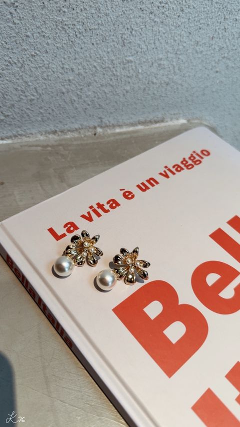 1E9DDCEA-180A-498F-B0EA-88DAB17E7979