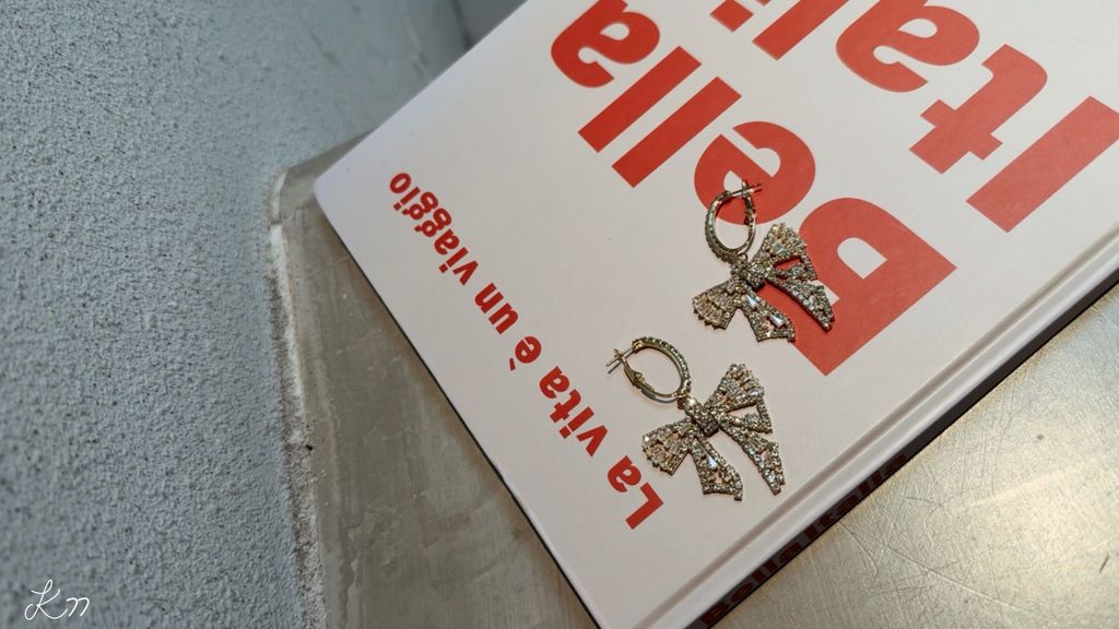 EB1C2EC0-9395-426D-8ABA-E599C005E2B9