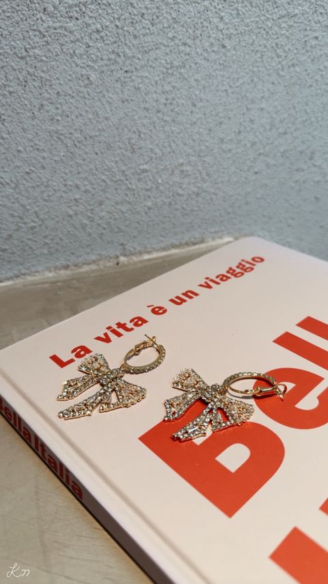 4151F198-9296-42C6-87A3-E0F0695101DB