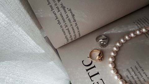 FA0606A5-CF38-4C13-B229-3F64731039EF