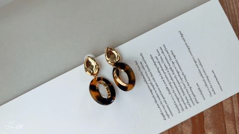 51519AC1-2B1D-4052-B70C-4A24463DED13