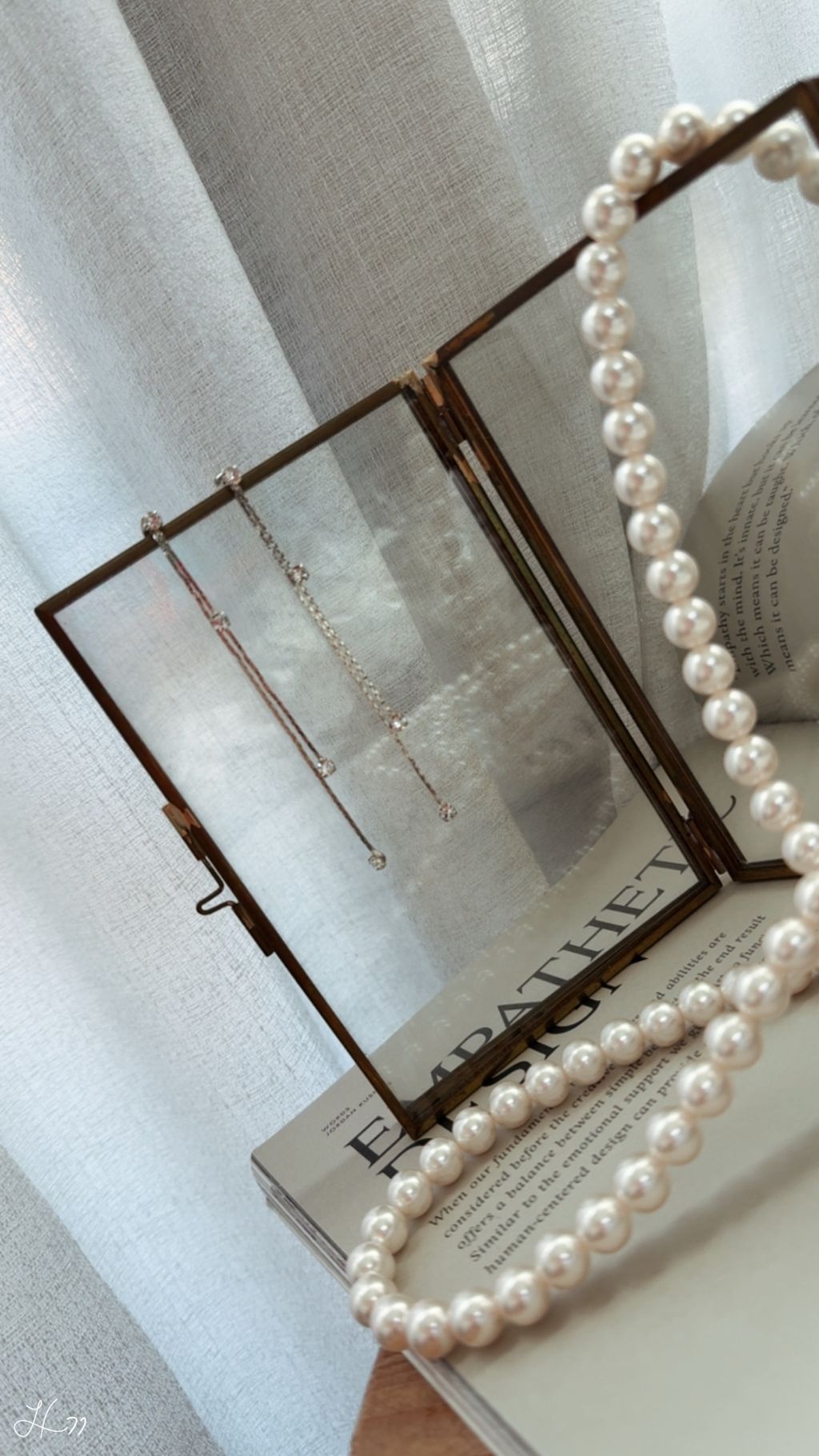 DD59C57E-45A2-47D7-BC3E-72E45D09A3D8