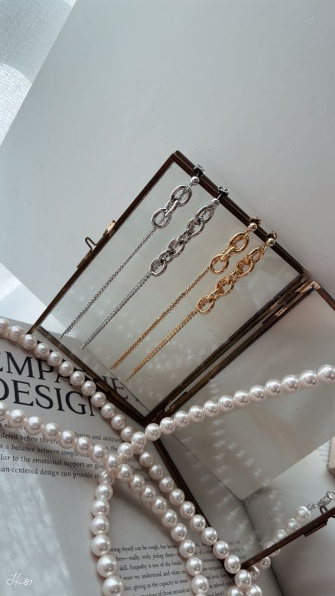 34B1F3D8-E6D4-4AAA-982E-EBF159B2EF0F