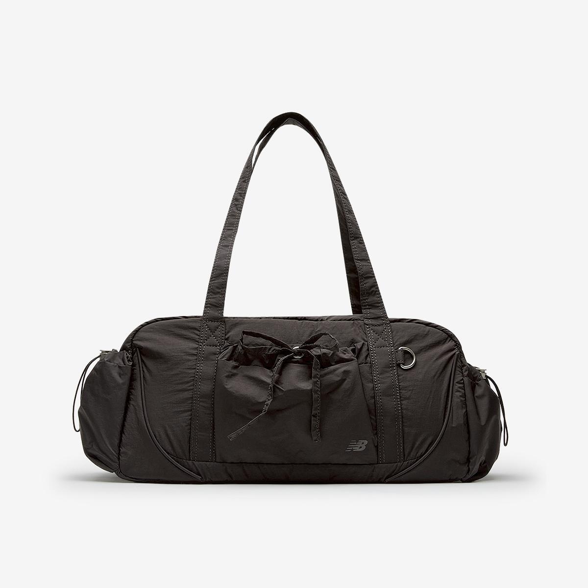【New Balance】24SS新作★ Glossy Ribbon Duffel Bag New Balance] Glossy Ribbon Duffle Bag – Arielle Store