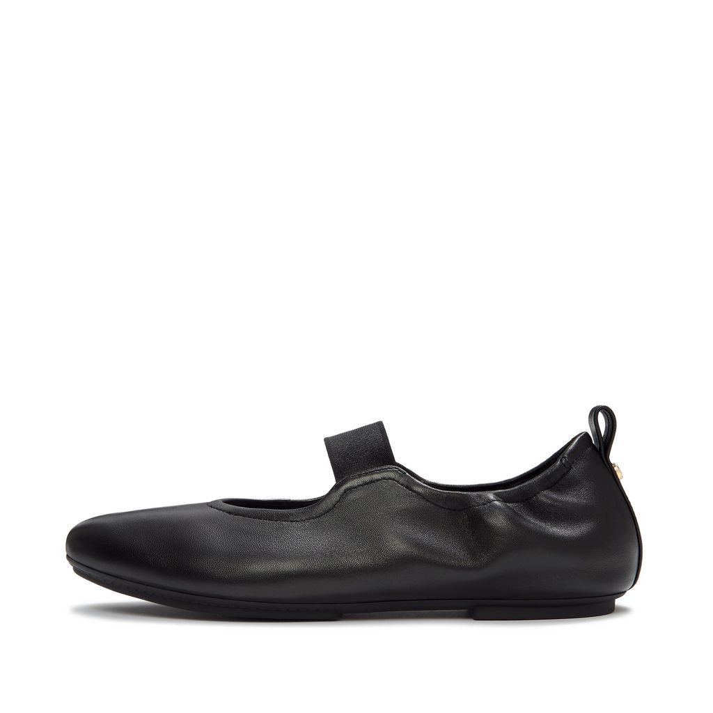 DELICATO-POISE-LEATHER-MARY-JANES-ALL-BLACK_AAE-090
