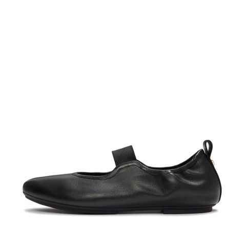 DELICATO-POISE-LEATHER-MARY-JANES-ALL-BLACK_AAE-090