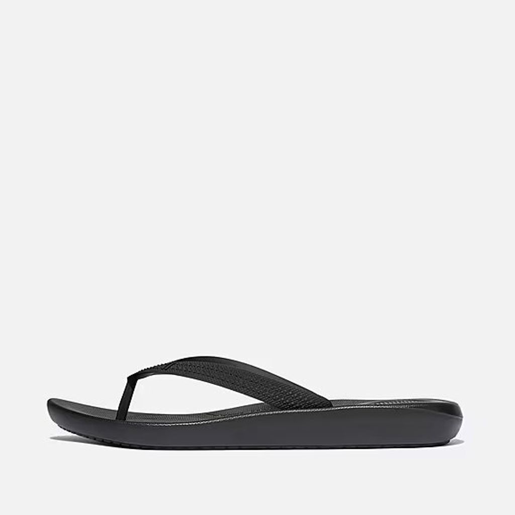 IQUSHION-MENS-TEXTURED-STRAP-FLIP-FLOPS-ALL-BLACK_A6Q-090