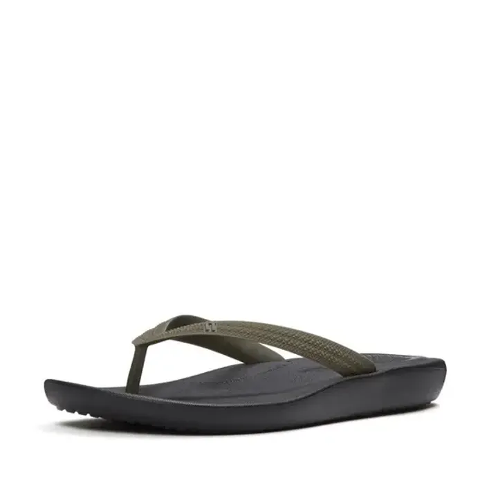 IQUSHION-MENS-TEXTURED-STRAP-FLIP-FLOPS-DEEP-OLIVE-BLACK_A6Q-B62_3_580x