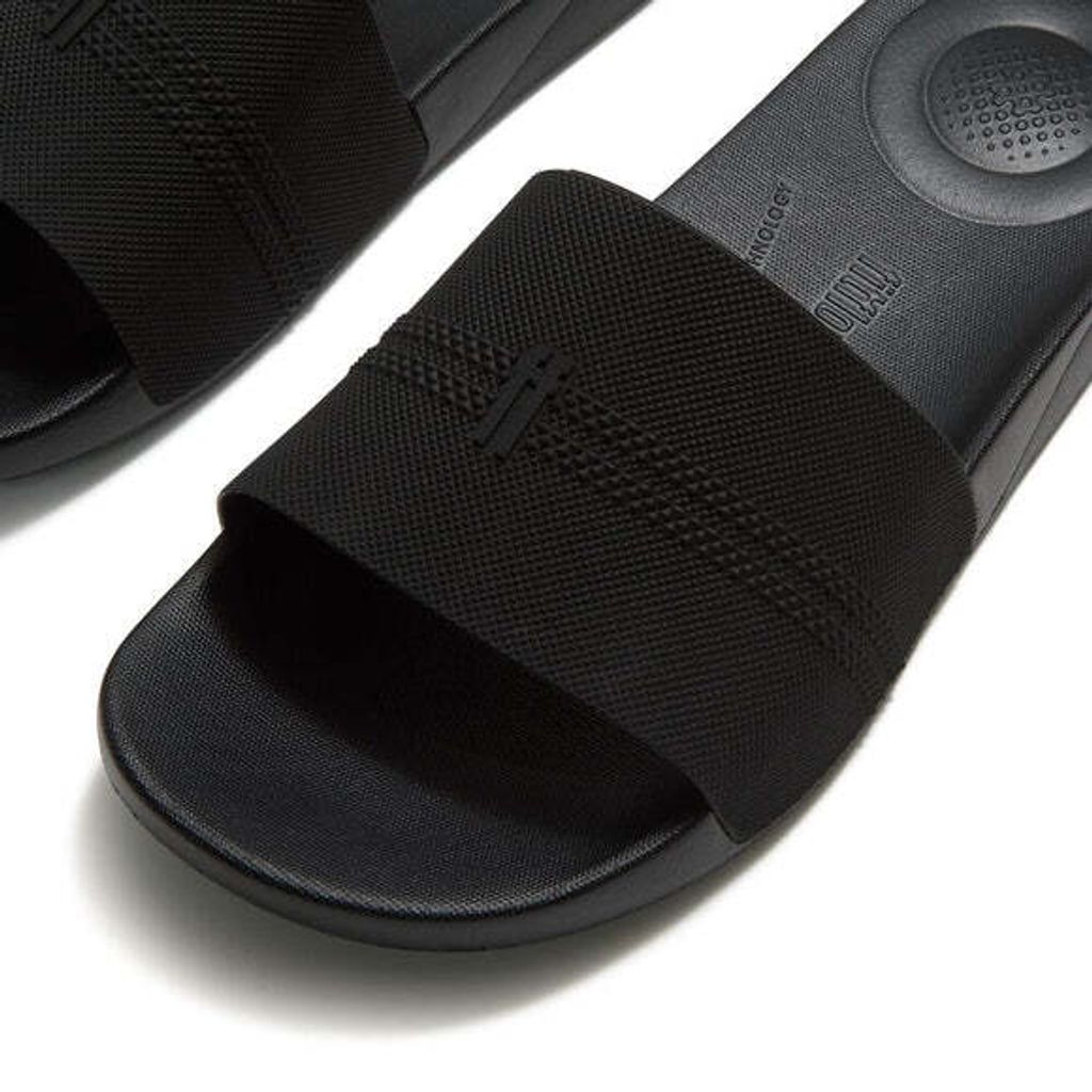 IQUSHION-MENS-POOL-SLIDES-ALL-BLACK_A6P-090_2_580x