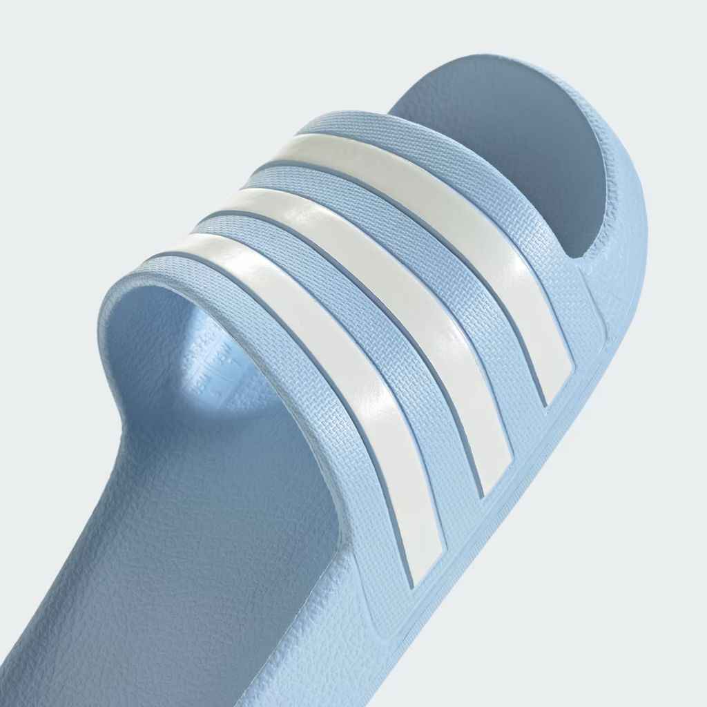 Adilette_Aqua_Slides_Blue_IE8919_41_detail