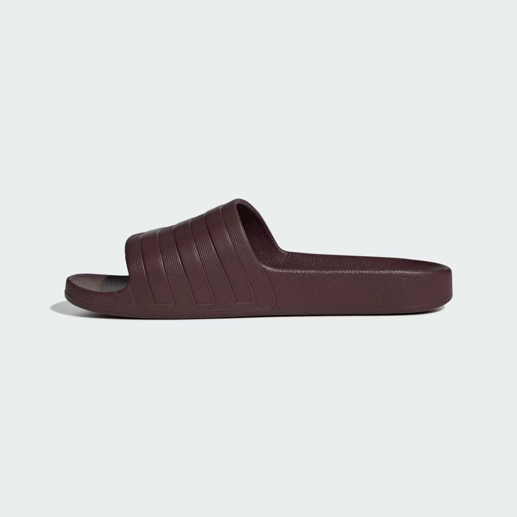 Adilette_Aqua_Slides_Burgundy_JI2235_06_standard