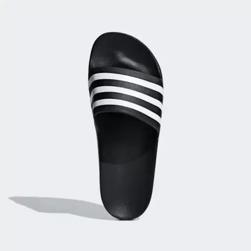 Adilette_Aqua_Slides_Black_F35543_02_standard