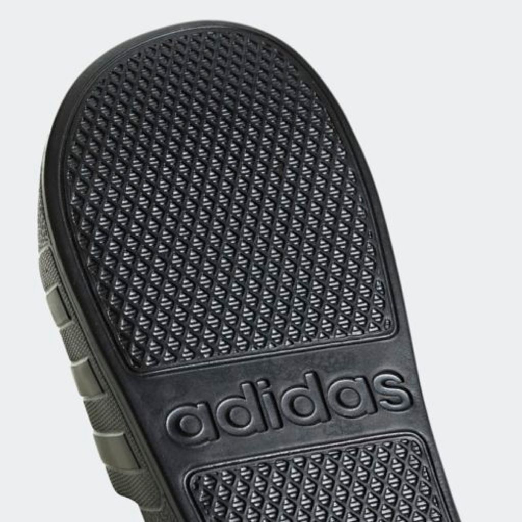 Adilette_Aqua_Slides_Black_F35550_43_detail-510x510