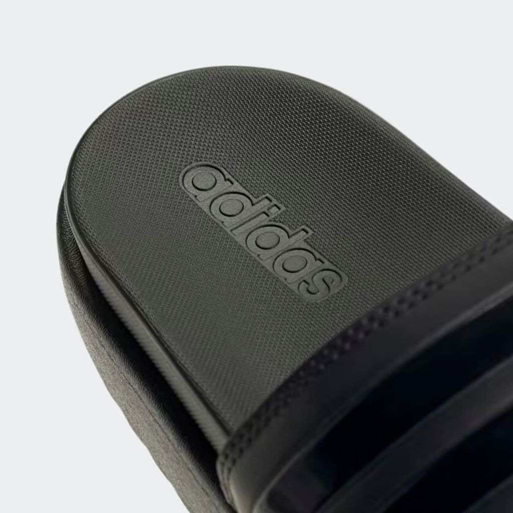 Adilette_Platform_Slides_Black_HQ6179_42_detail-ezgif.com-avif-to-jpg-converter