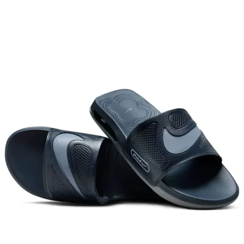 main-square_e277d824-3bba-4371-8c5f-a45d93cd5141