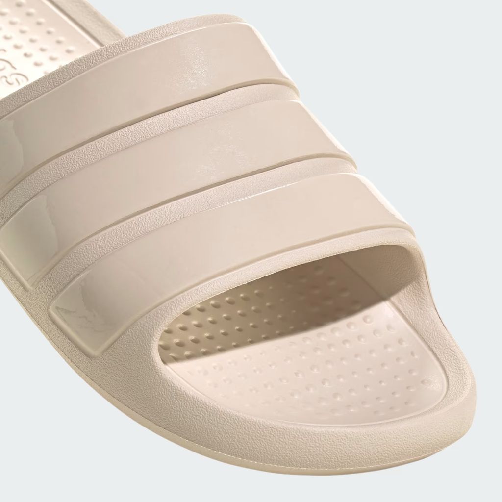 Adilette_Flow_Slides_White_JP5684_41_detail