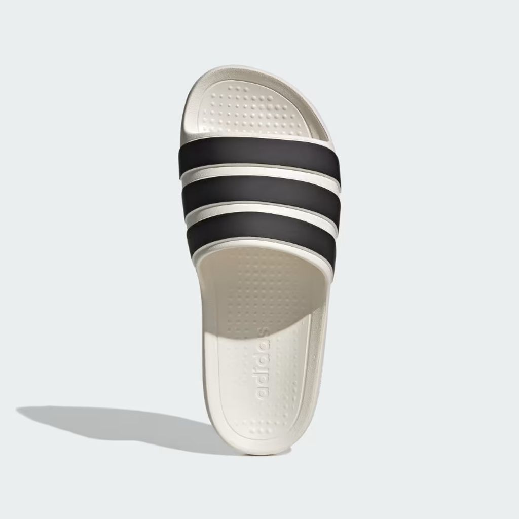 Adilette_Flow_Slides_White_IG6858_02_standard_hover