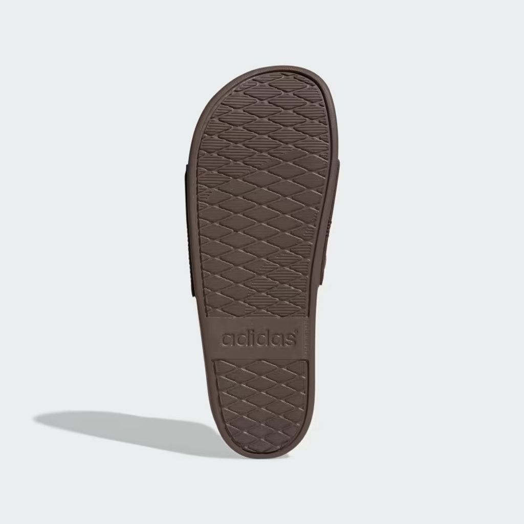 Adilette_Comfort_Slides_Brown_JI2256_03_standard_11zon