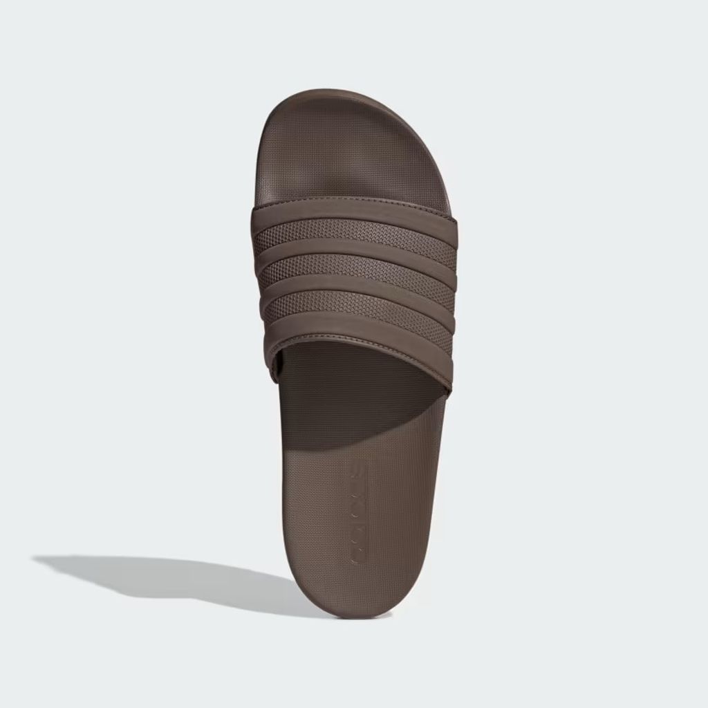 Adilette_Comfort_Slides_Brown_JI2256_02_standard_hover_11zon