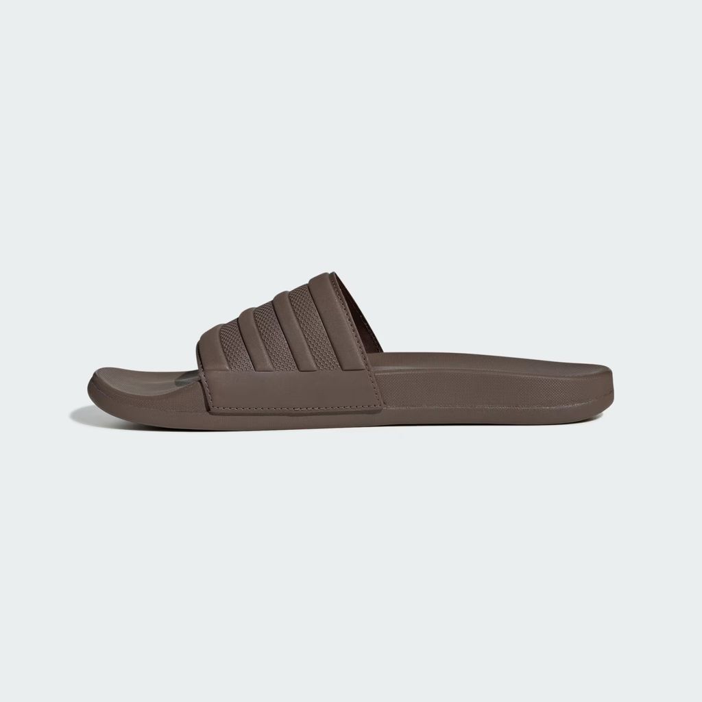 Adilette_Comfort_Slides_Brown_JI2256_06_standard_11zon