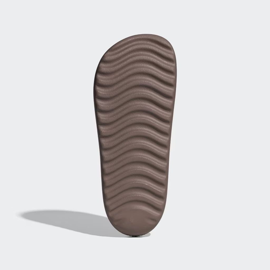 Adilette_Lumia_Slides_Brown_JQ0790_03_standard_11zon