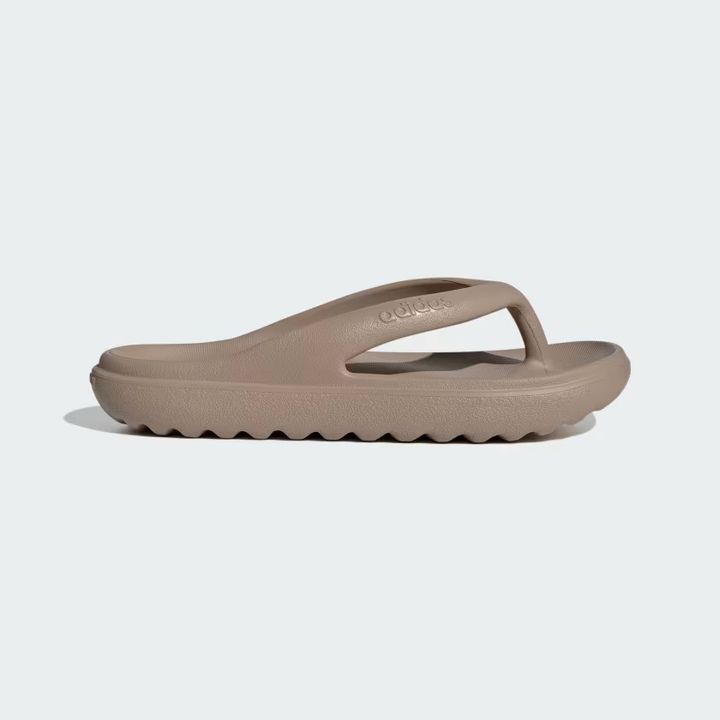ADILETTE_LUMIA_SLIDES_Brown_HP6944_01_00_standard_11zon