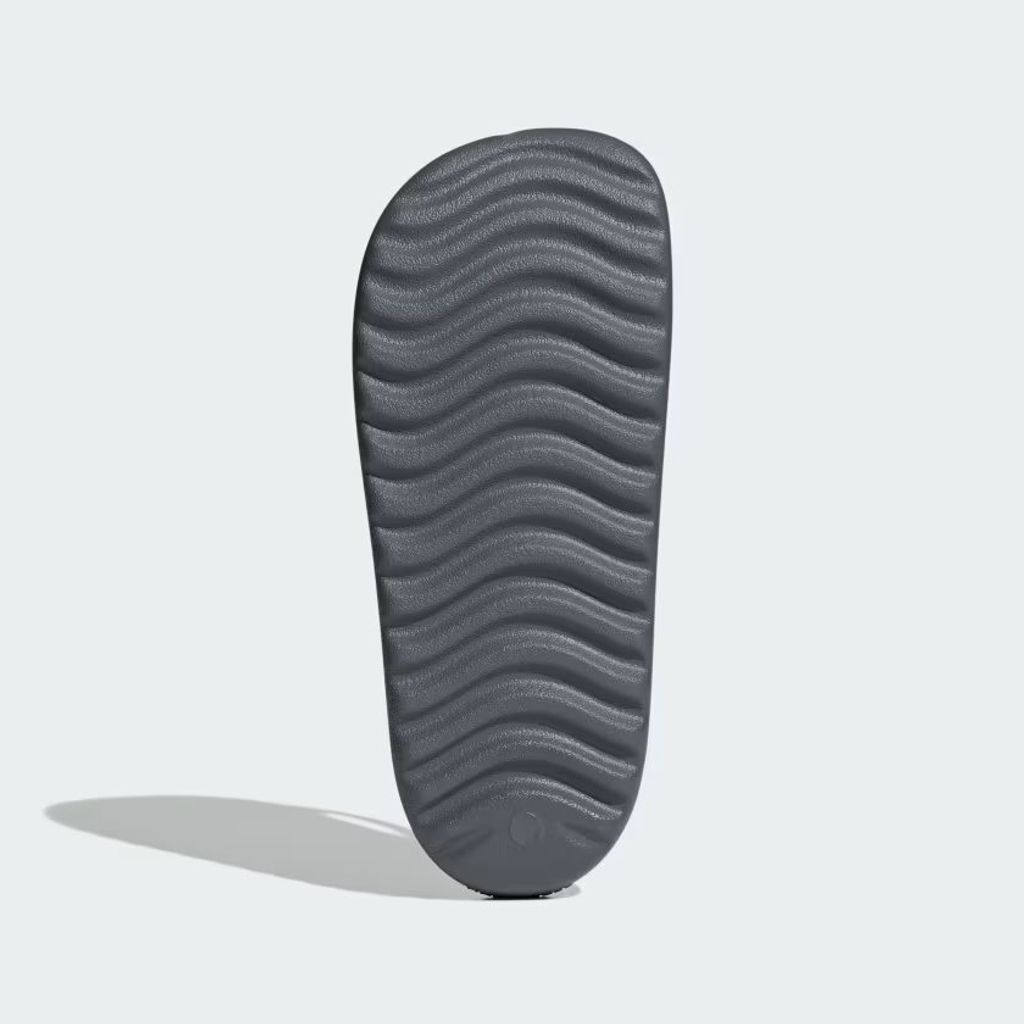 ADILETTE_LUMIA_SLIDES_Black_HP6947_03_standard