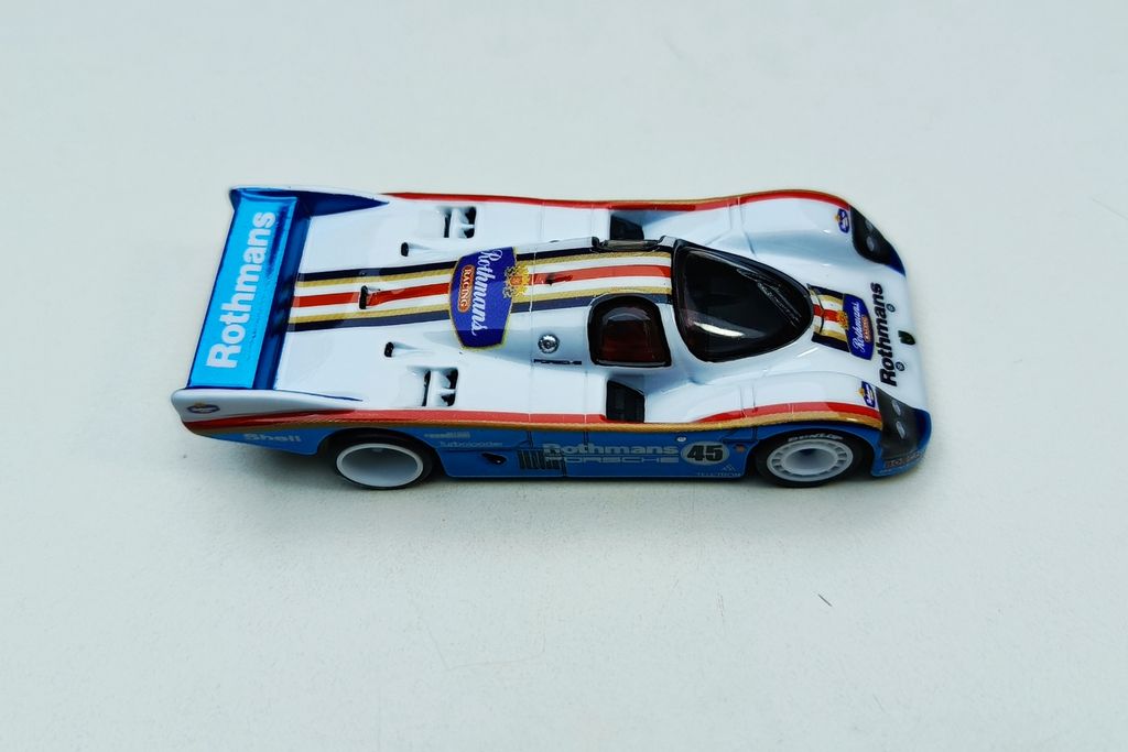 Picsart_25-11-01_13-01-35-072