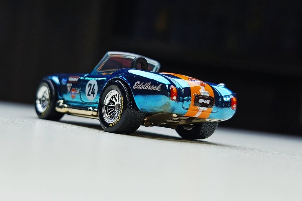 Picsart_25-11-01_23-11-49-432