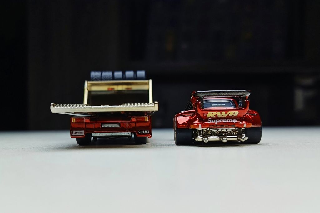 Picsart_25-11-01_22-54-22-783