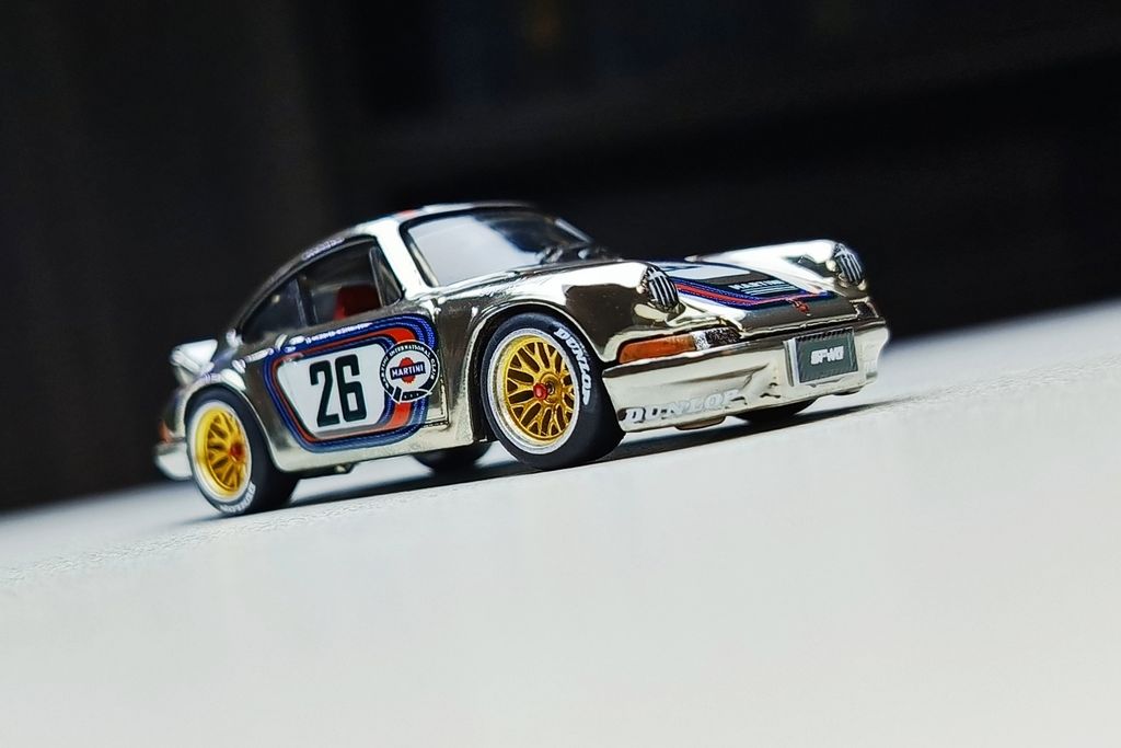 Picsart_25-11-01_23-39-15-721