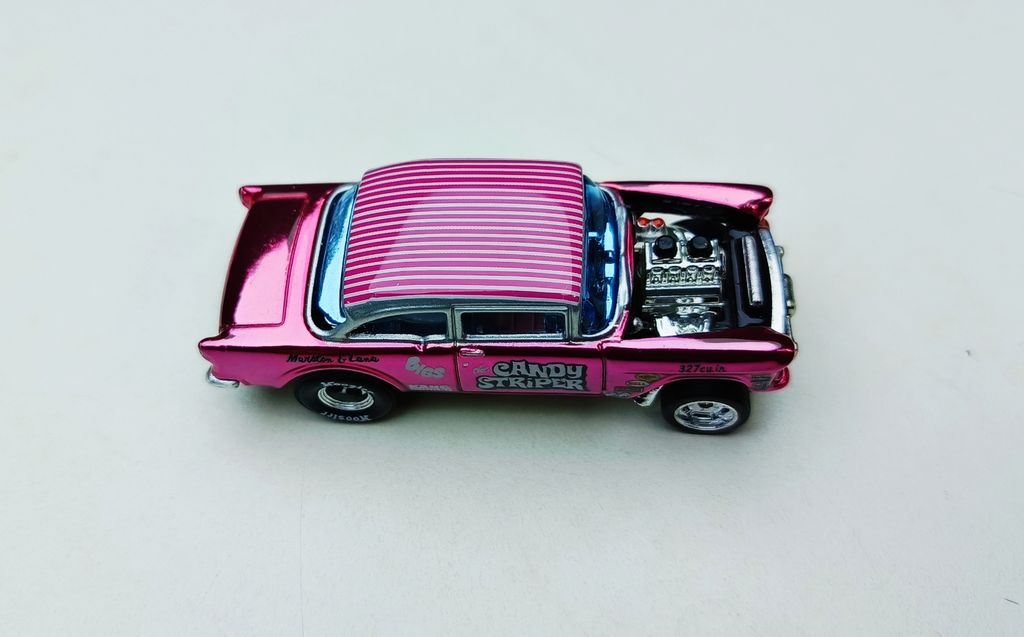 Picsart_25-11-01_23-54-01-736