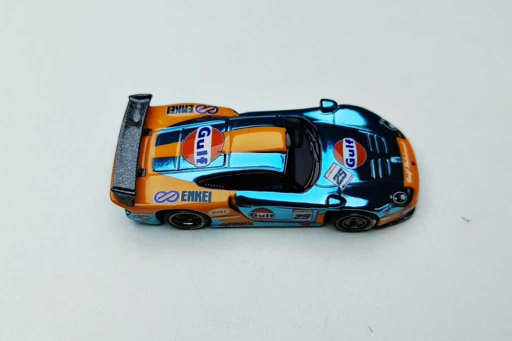 Picsart_25-12-17_01-40-41-777