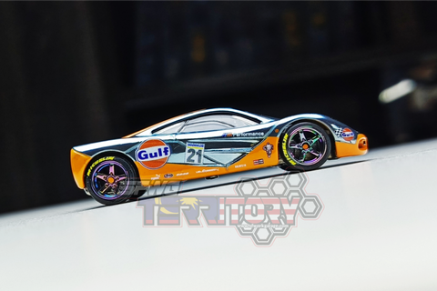 Picsart_25-12-17_01-44-41-429